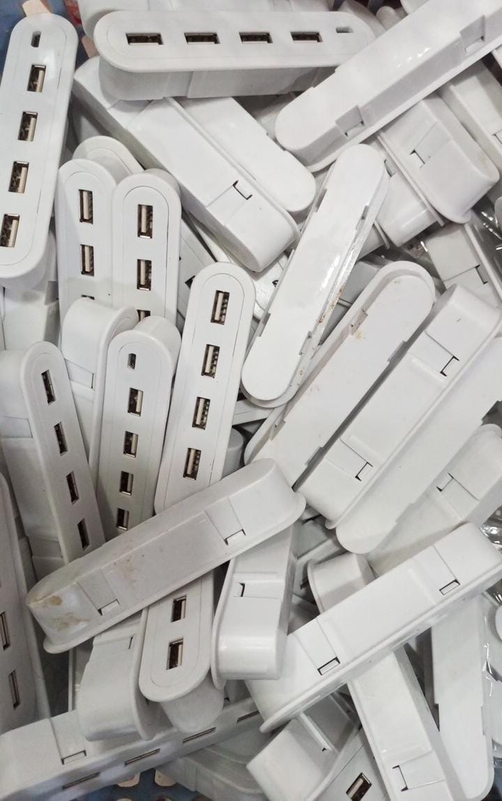 4in1 Hub Is Usb For Pen Drive, Mouse, Keyboards, Camera, Mobile, Tablet, Pc, Laptop, Tv, Study Table, Charging Extension Hub Portable